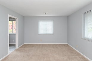 Building Photo - 1258 Westcliff Ct