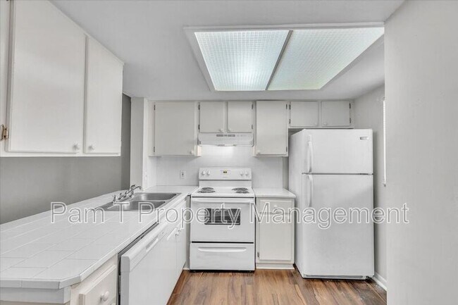 Building Photo - 12510 White Bluff Rd