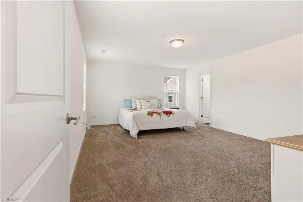Building Photo - Room in House on Ransom Trace Ct
