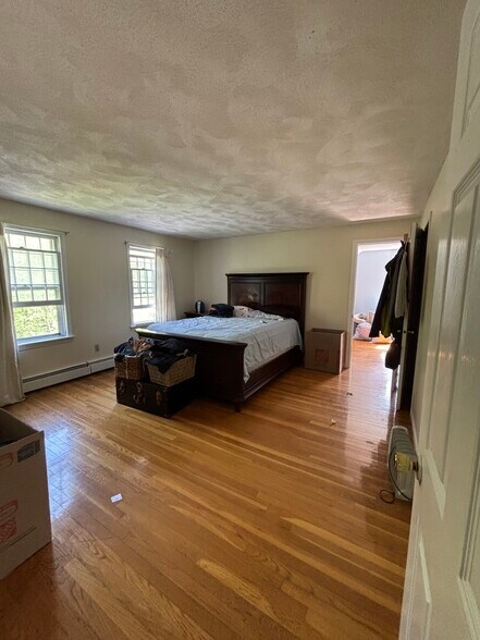 Building Photo - 5 Freeman Cir