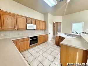 Building Photo - 2263 Kensington Way