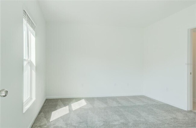 Building Photo - 1492 Cumberland Ave