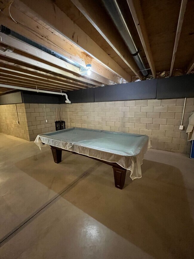 Building Photo - Charming Rural Retreat in Richwood- Fiber Internet Included!