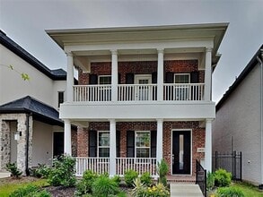 Building Photo - 6830 Colonnade Dr