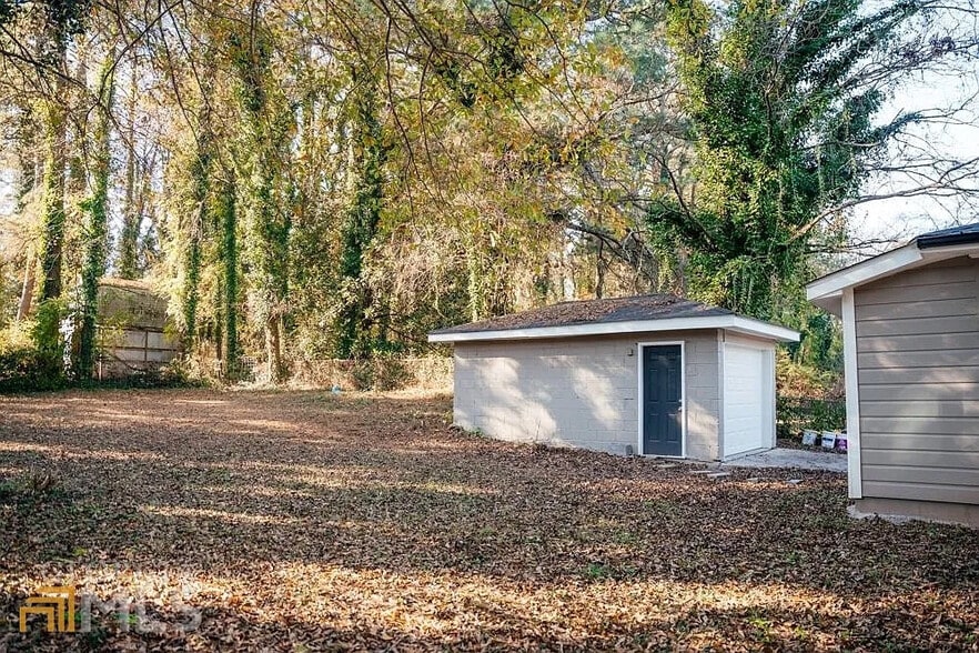 Building Photo - Room in House on Oldknow Dr NW