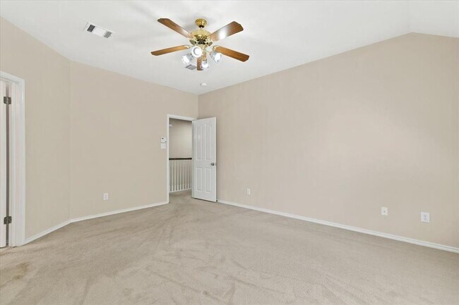Building Photo - 207 Colby Ln
