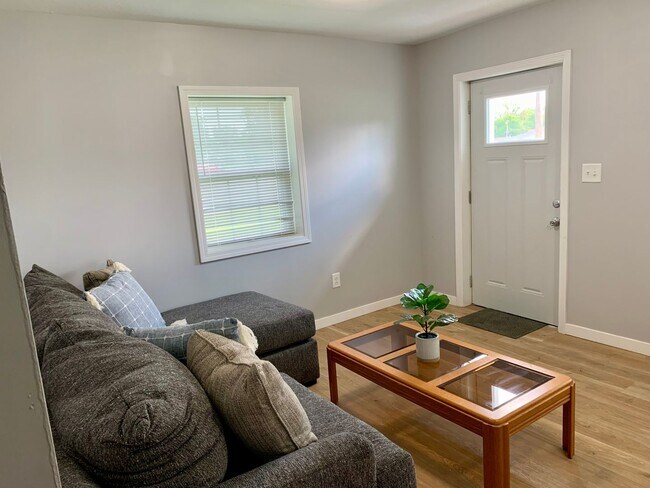 Building Photo - FURNISHED RENTAL