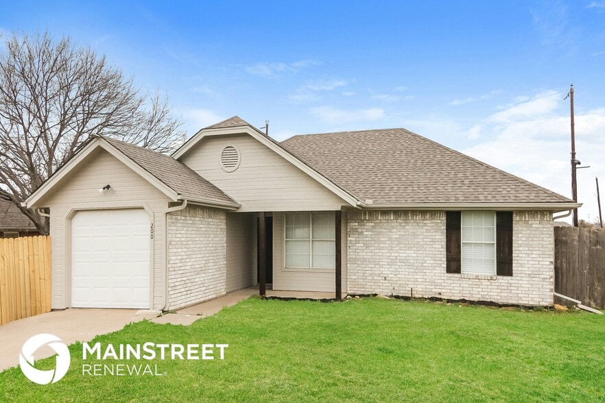 Building Photo - 200 Brook Cir