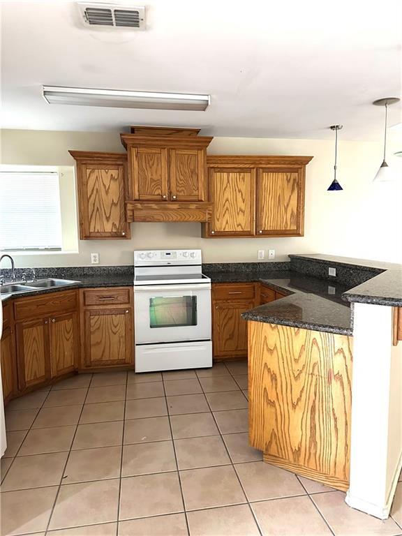 Building Photo - 10 South Dr