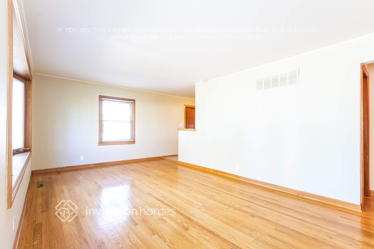 Building Photo - 8841 Merrimac Ave