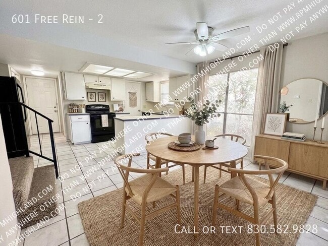 Building Photo - 601 Free Rein