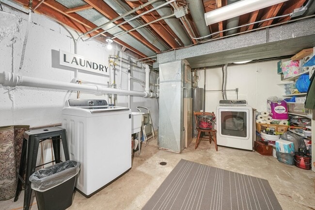 Building Photo - 4407 Howard Ave