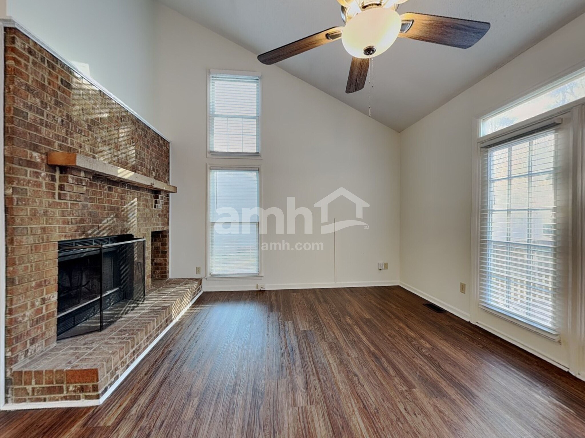 Building Photo - 13029 Greycrest Dr