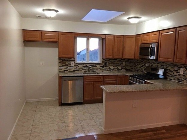 Building Photo - 2 Casper Ct