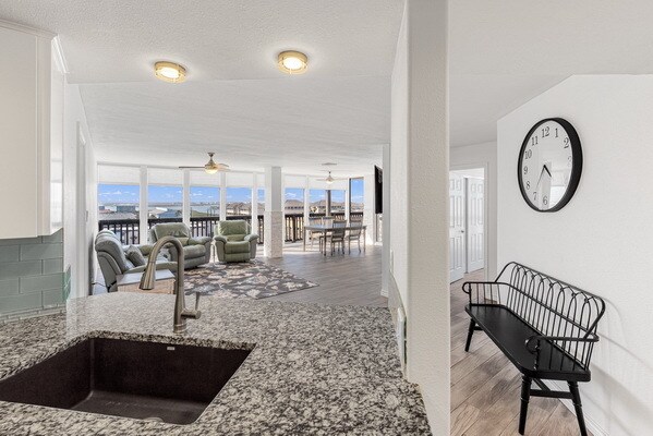 Building Photo - 15002 Windward Dr