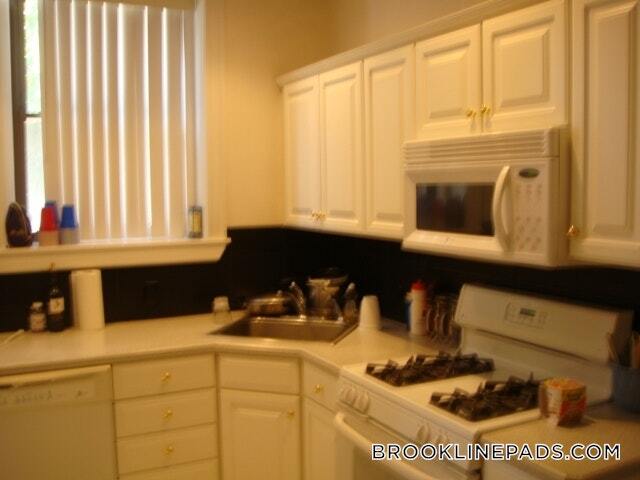 Building Photo - 12 Dean Rd