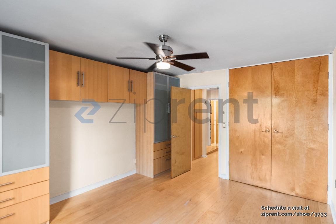 Building Photo - 955 Shorepoint Ct