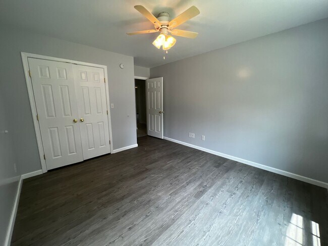 Building Photo - 3-Bedroom in Country Setting Close to Farmville!