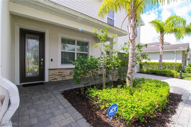 Building Photo - 2380 Fallglo St