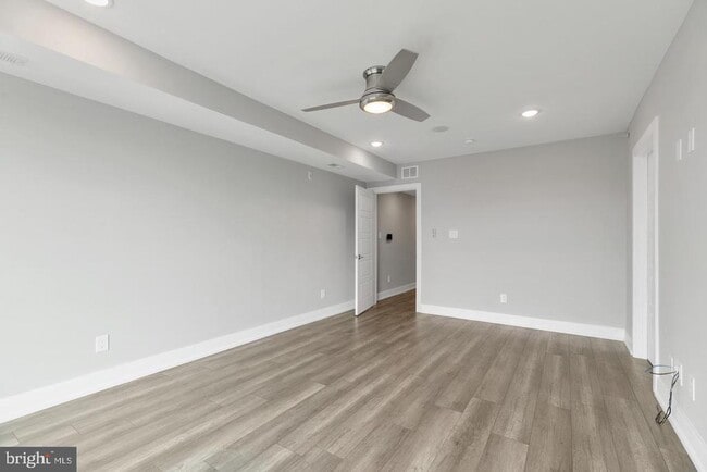 Building Photo - 419 W Cumberland St