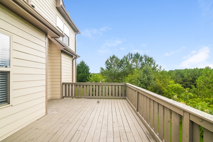 Building Photo - 15 Heritage Ave