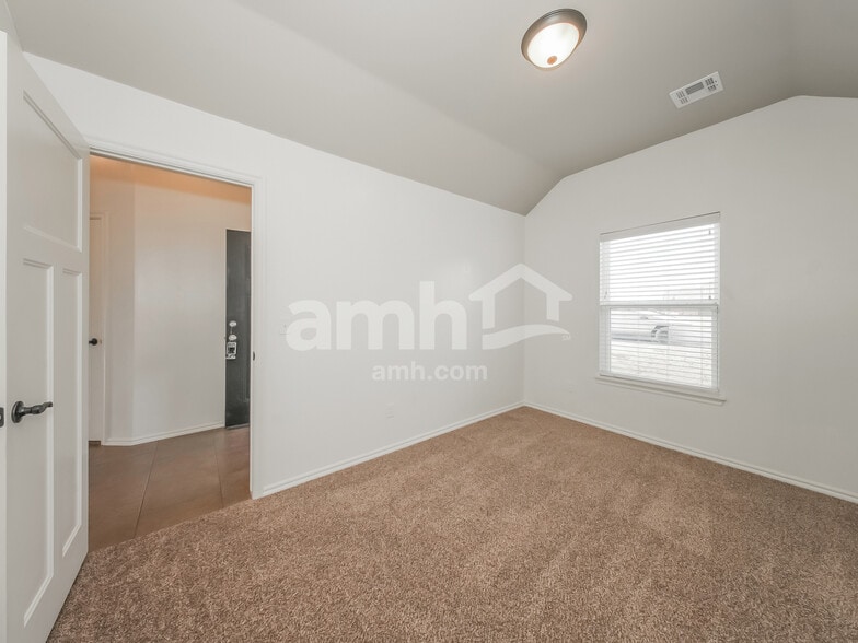 Building Photo - 14620 Harli Ln