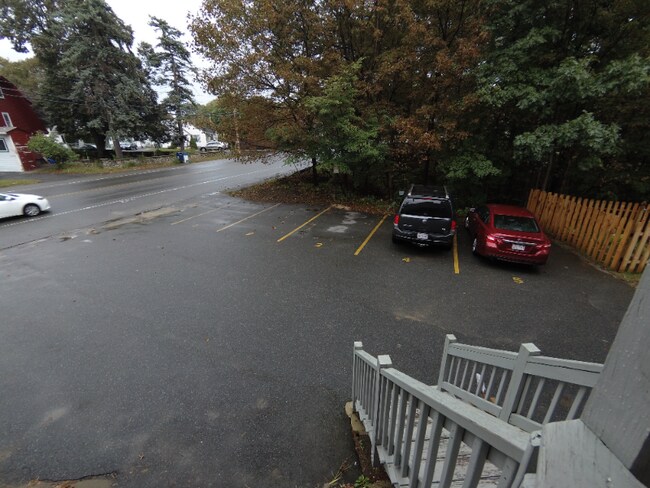 Building Photo - 862-864-864 Riverside Dr