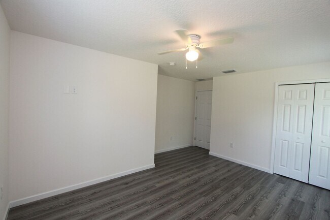 Building Photo - AWESOME 4 BD/2BA Home in Palm Bay!!