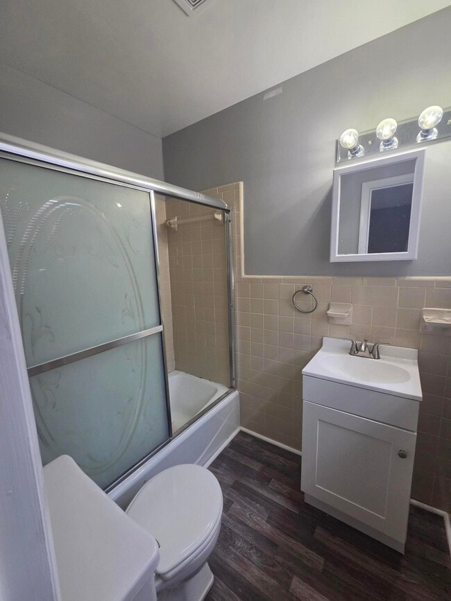 Building Photo - 3334 Nevius Dr
