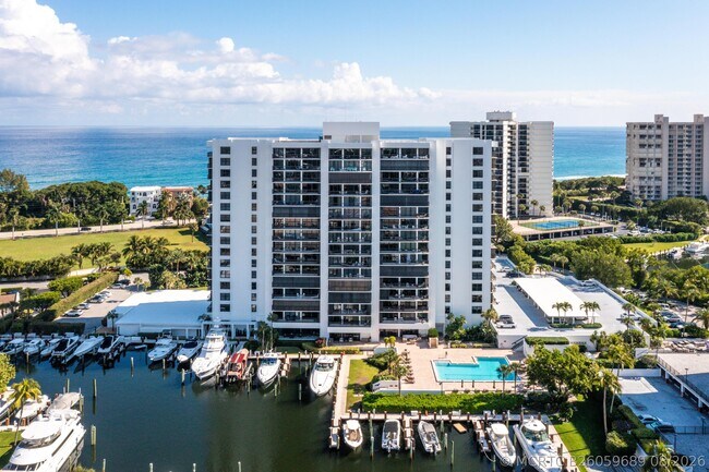 Building Photo - 4748 S Ocean Blvd