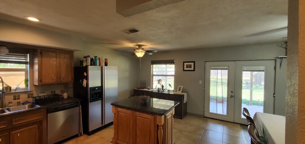 Building Photo - 4525 Sisk Rd