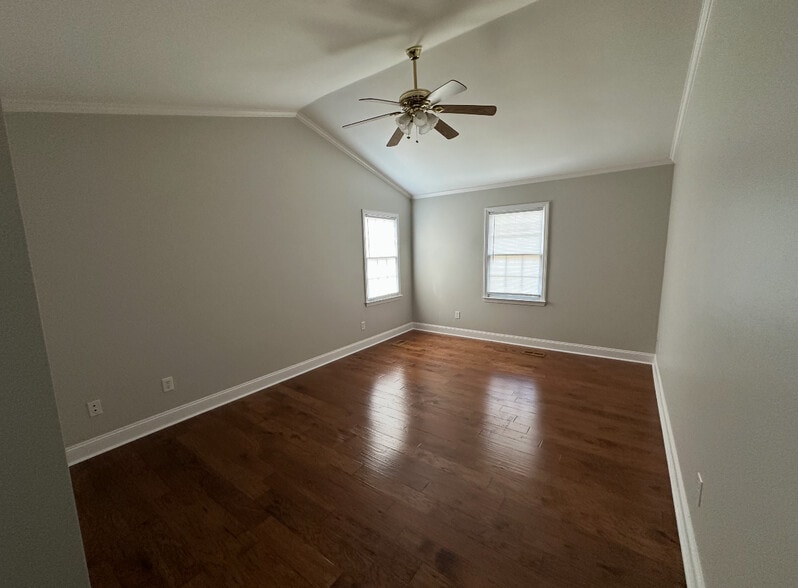 Master bedroom - 2801 Briar Ridge Dr