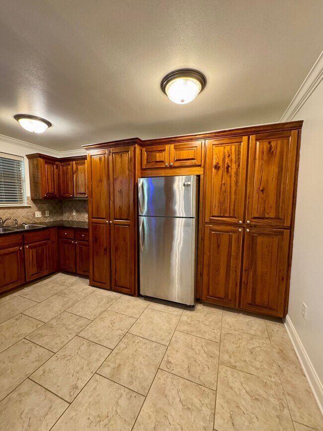 Building Photo - pp238