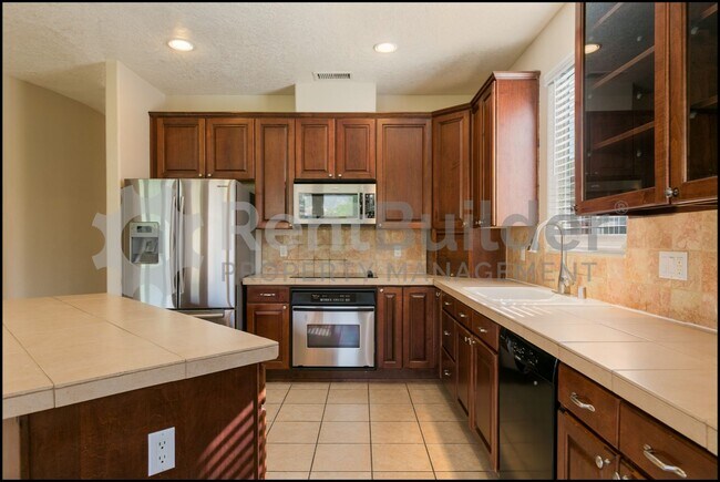 Building Photo - CALL US TODAY AT (505) 808-6467 TO SCHEDUL...