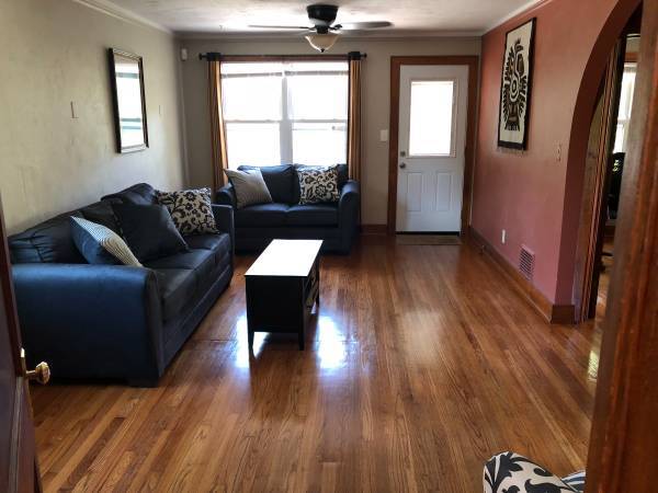 Building Photo - 220 Coddington Rd