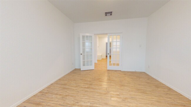 Building Photo - 31314 Whitfield Ct