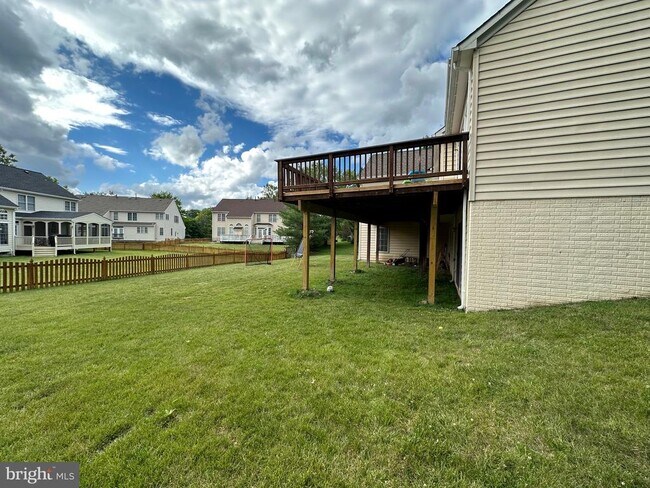 Building Photo - 25869 Flintonbridge Dr