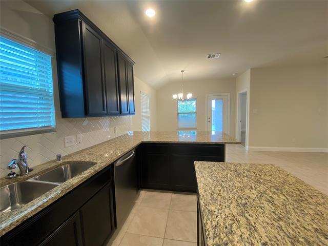 Building Photo - 1205 Parker Dr