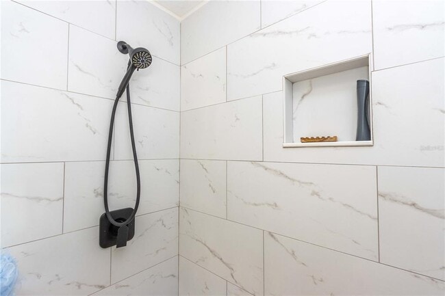 Building Photo - 824 Padua Ln