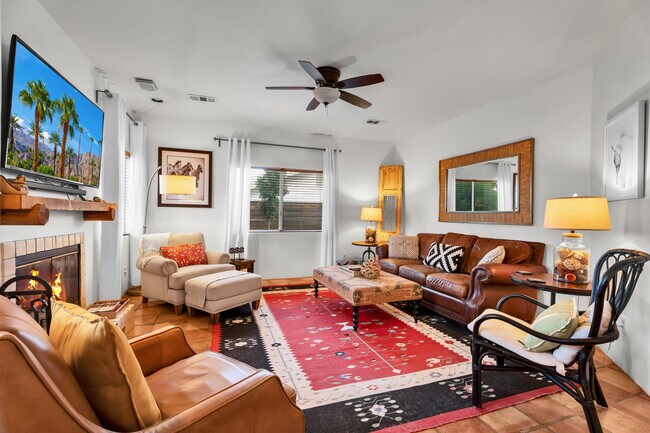 Building Photo - 52420 Avenida Juarez