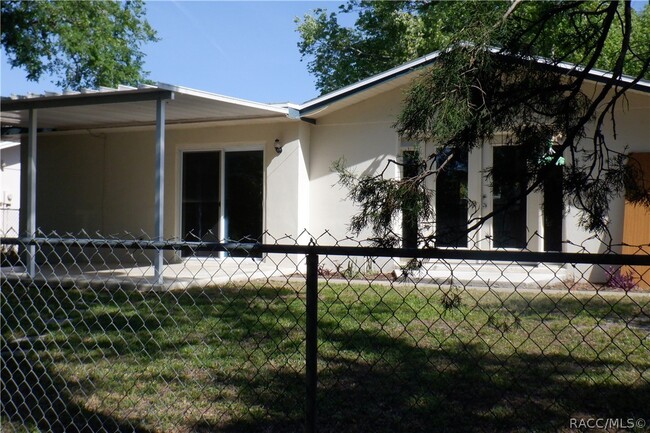 Building Photo - 7234 Cherry Laurel Dr