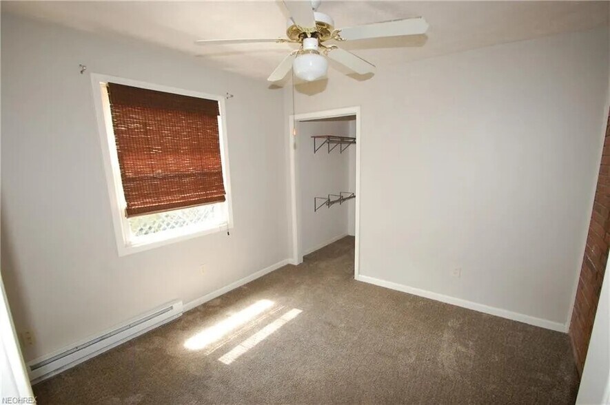 Building Photo - 4012 Shelby Rd