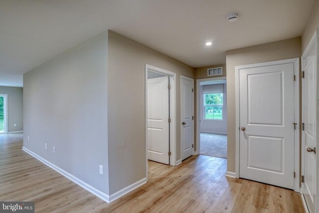 Building Photo - 99 Galena Rd