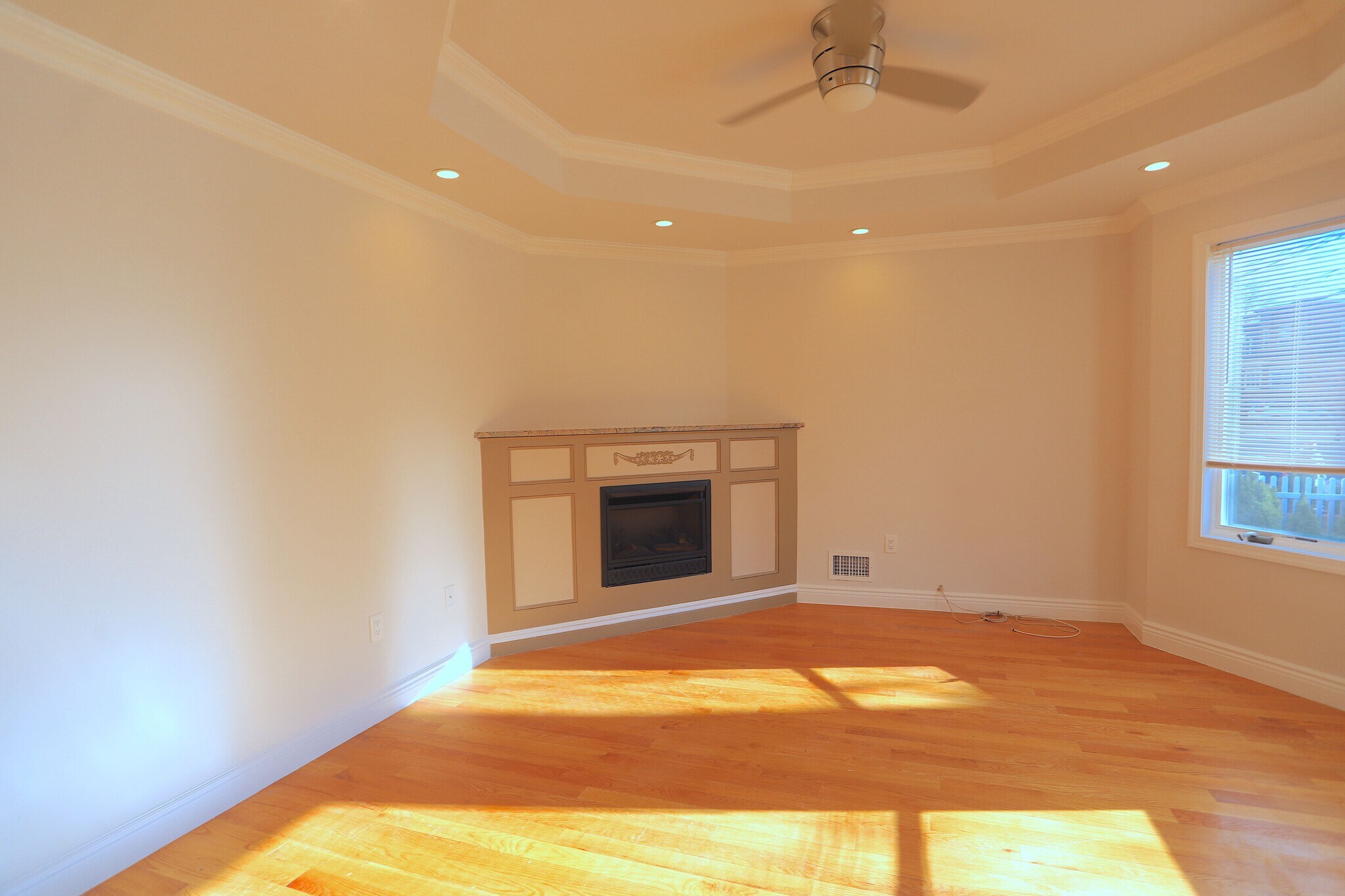 Building Photo - 106 Poplar St