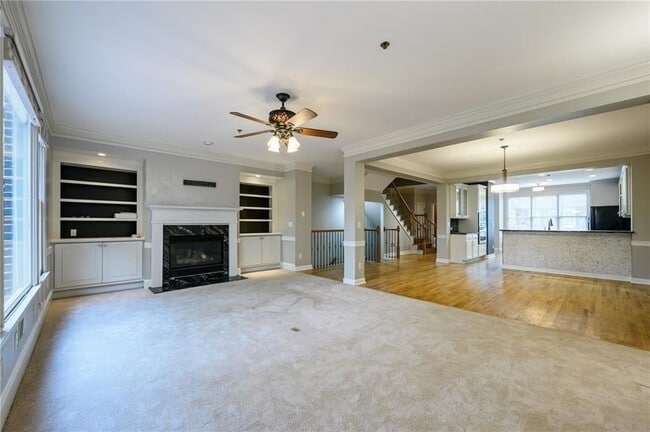 Building Photo - 600 Vinings Estates Dr SE