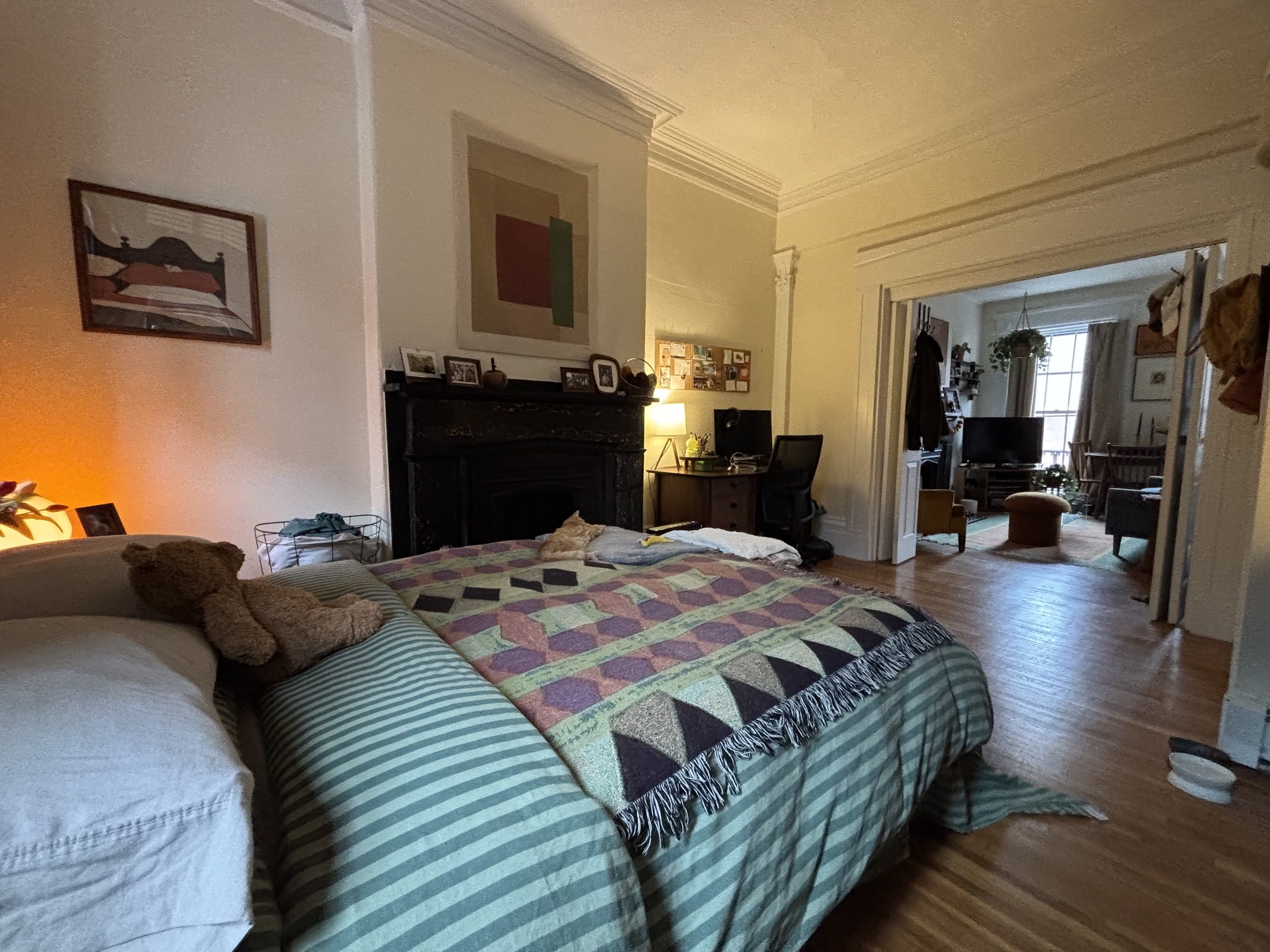 Building Photo - 69 Charles St