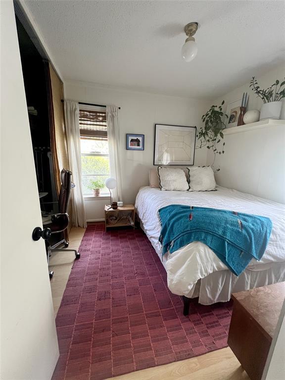 Building Photo - 204 Sheraton Ave