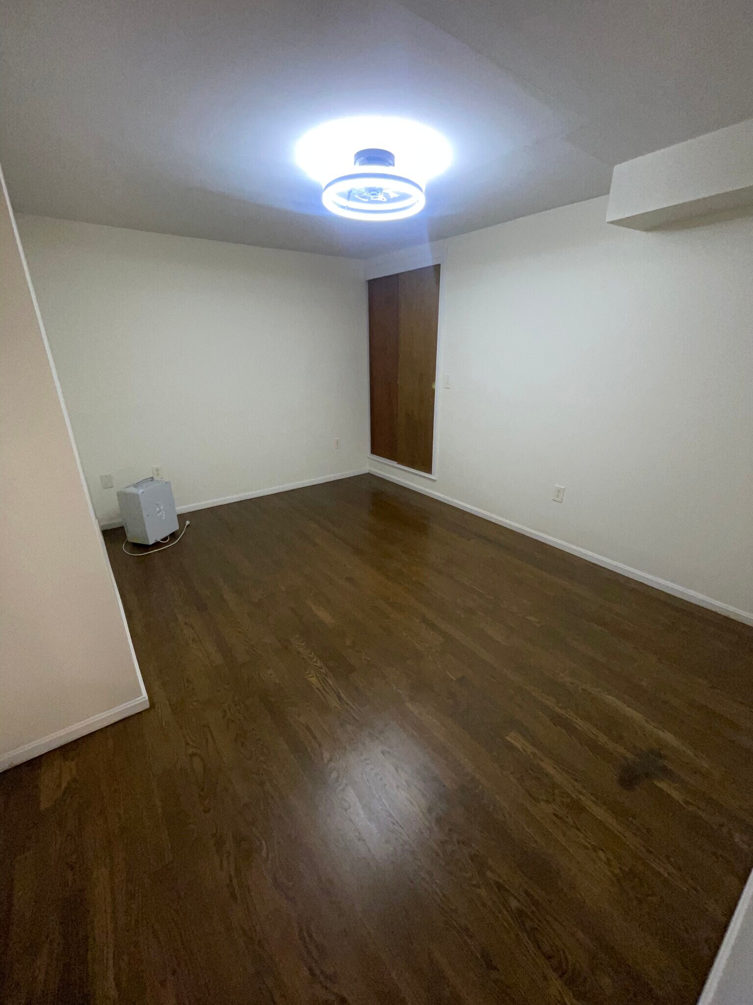 Building Photo - 842 South St