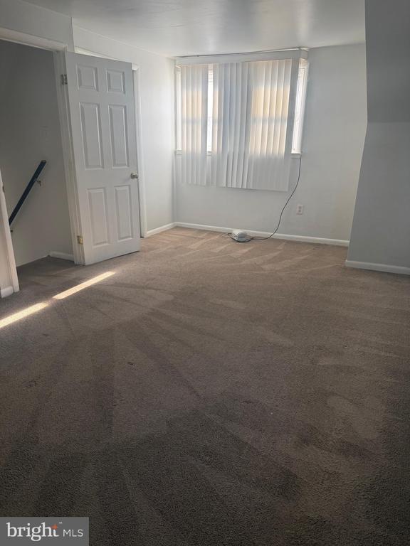 Building Photo - 3531 W 13th St