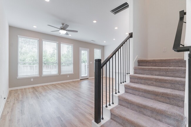 Building Photo - 546 Dry Fork Ln